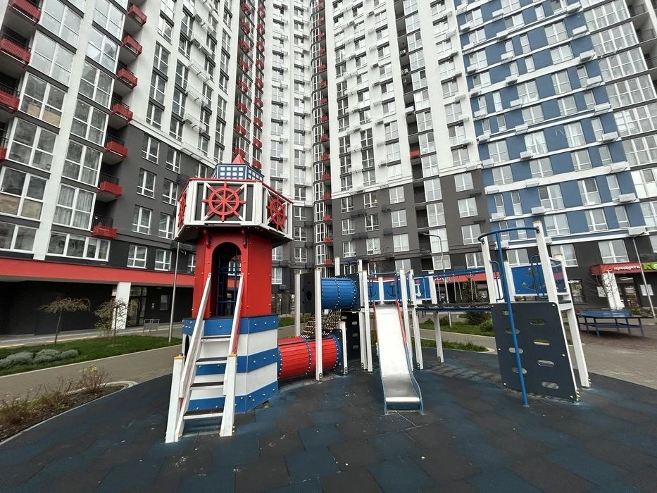 Продаж 2 кімнатної квартири ЖК Причал 8 Гліба Бабіча 8 Б Поз