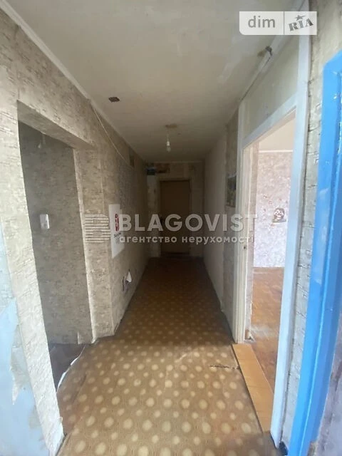 Sale of a 3-room apartment of 69 sq. m on Patriarha Mstislava Skry street