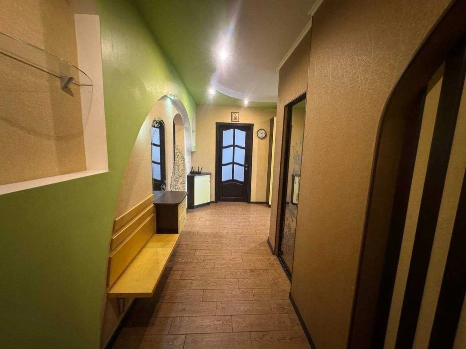 Продаж трикімнатної квартири 78 м., метро Теремки, Магелан