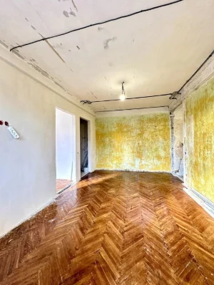 БЕЗ КОМІСІЇ! Продам 2-кім. квартиру біля метро Дарниця. ГАЗ!