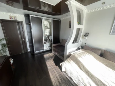 2к квартира, Макаренка 1А, ДВРЗ
