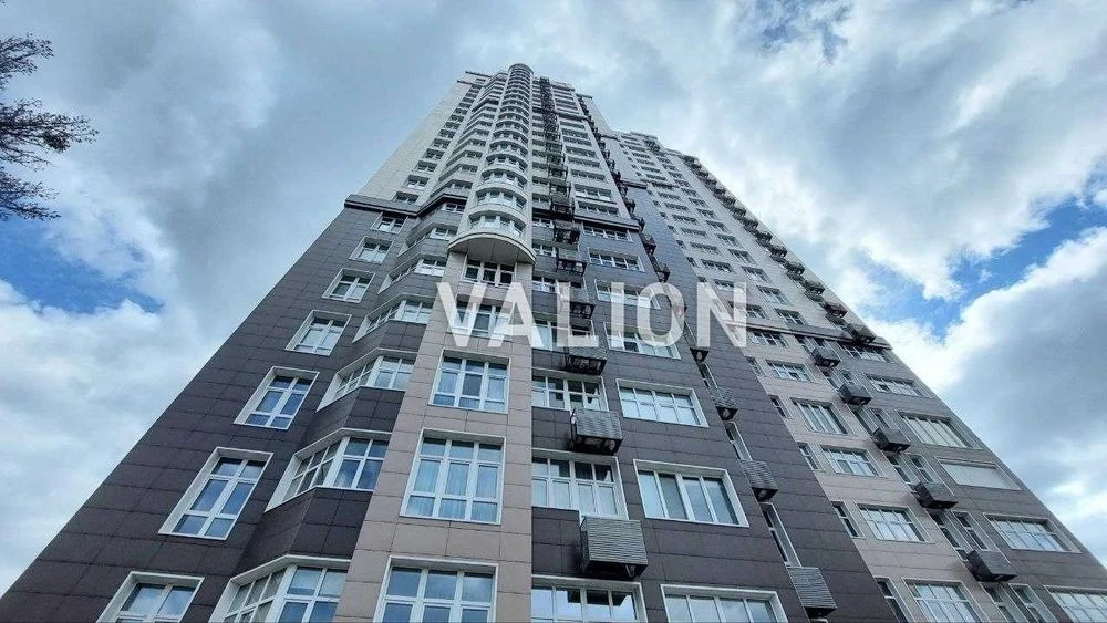 Продаж 2 кімнатної квартири з ремонтом у будинку бізнес-клас
