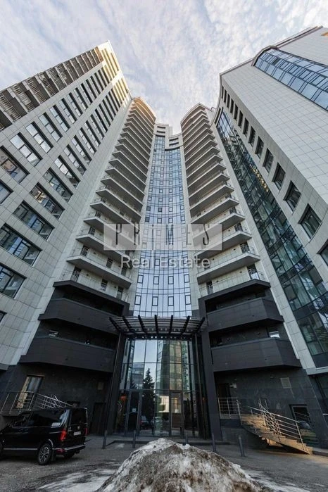 Продаж 2-кімнатної 80 м2 квартири в ЖК BUSOV HILL із неймові