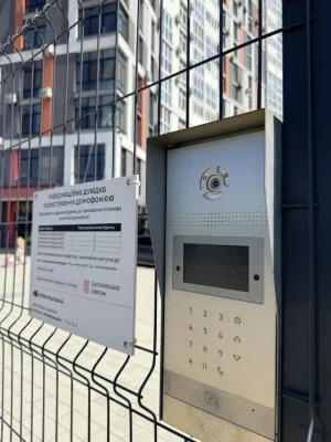 Русанівська гавань 102 м. Поруч метро Лівобережна без ремонт