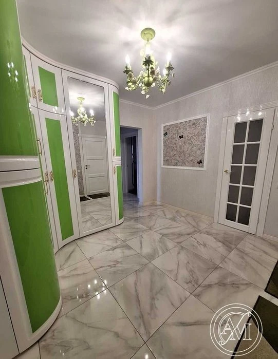 Без %. Продаж 3-х квартири на Здолбунівській, 13.