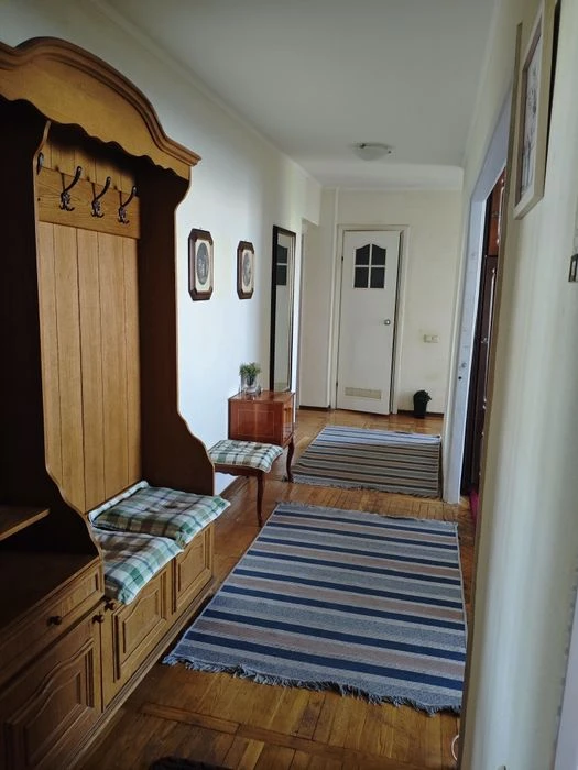 3-к квартира, вул. Малишка, 21Б, між м.Дарниця і м.Чернігівс
