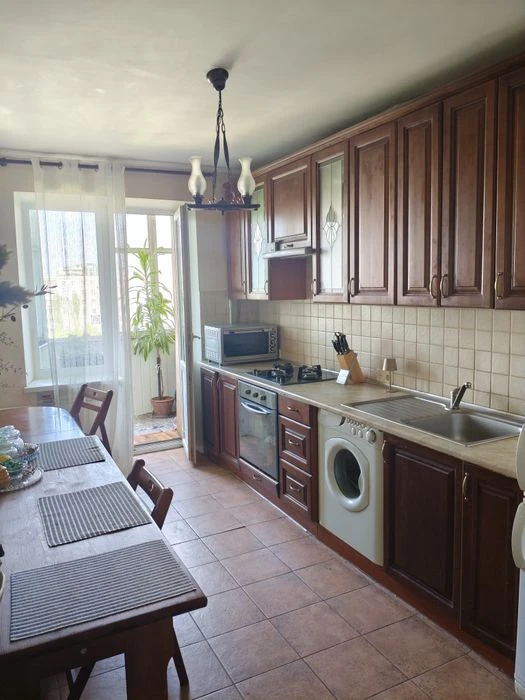 3-к квартира, вул. Малишка, 21Б, між м.Дарниця і м.Чернігівс