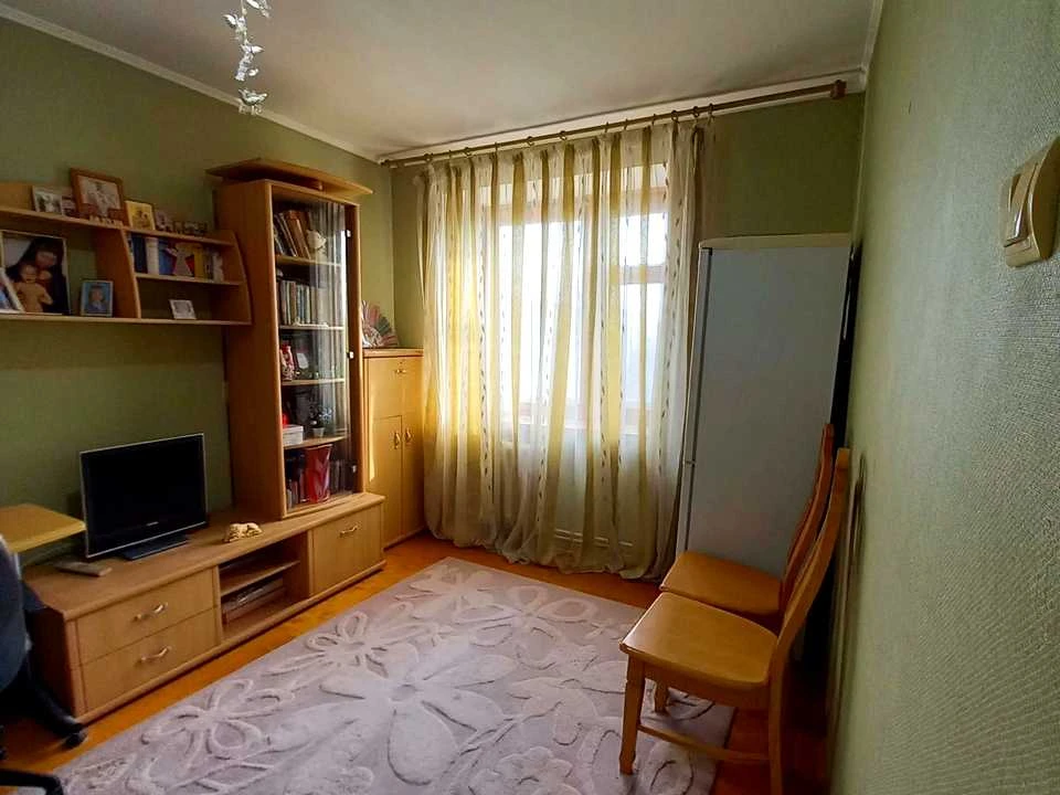 Квартира. Миколаїв, 1-ша Екіпажна вул. (Урицького)