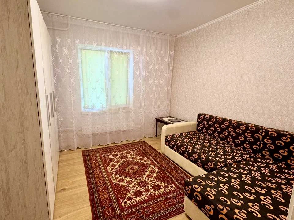 Квартира. Київ, Підлісна вул.
