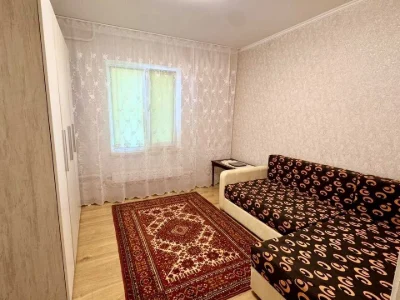 Квартира. Київ, Підлісна вул.