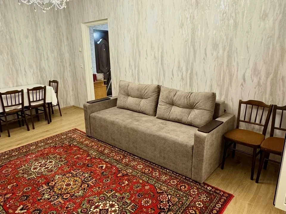 Квартира. Київ, Підлісна вул.
