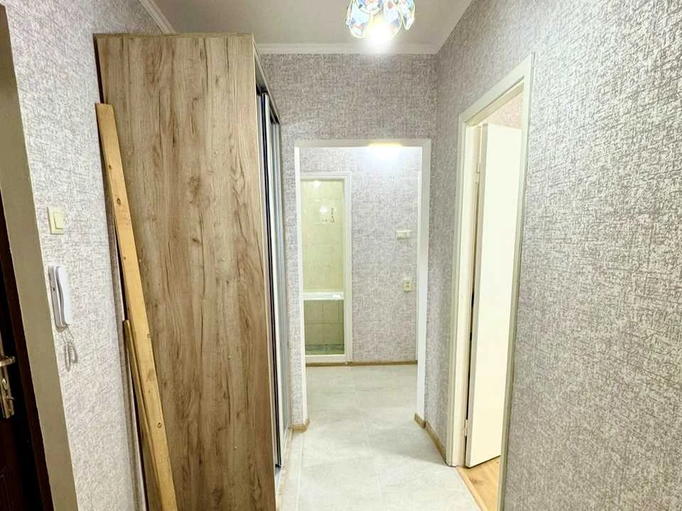 Квартира. Київ, Підлісна вул.