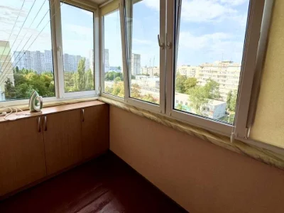 Квартира. Київ, Підлісна вул.