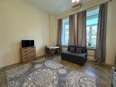 Продаж квартири в центрі Києва | вул. Басейна, 12 | Палац сп