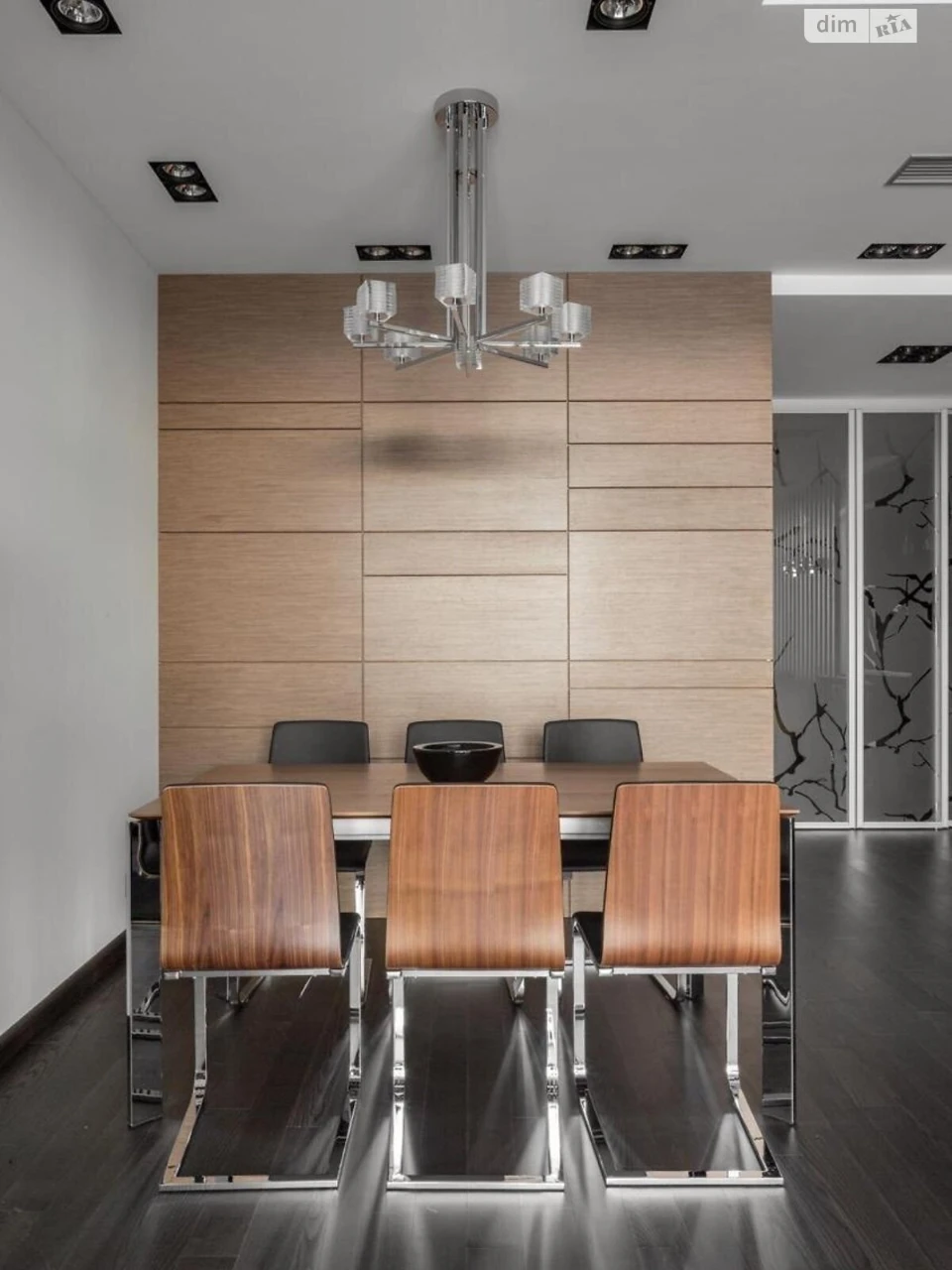 For sale Apartment Livoberezhnyy Massiv