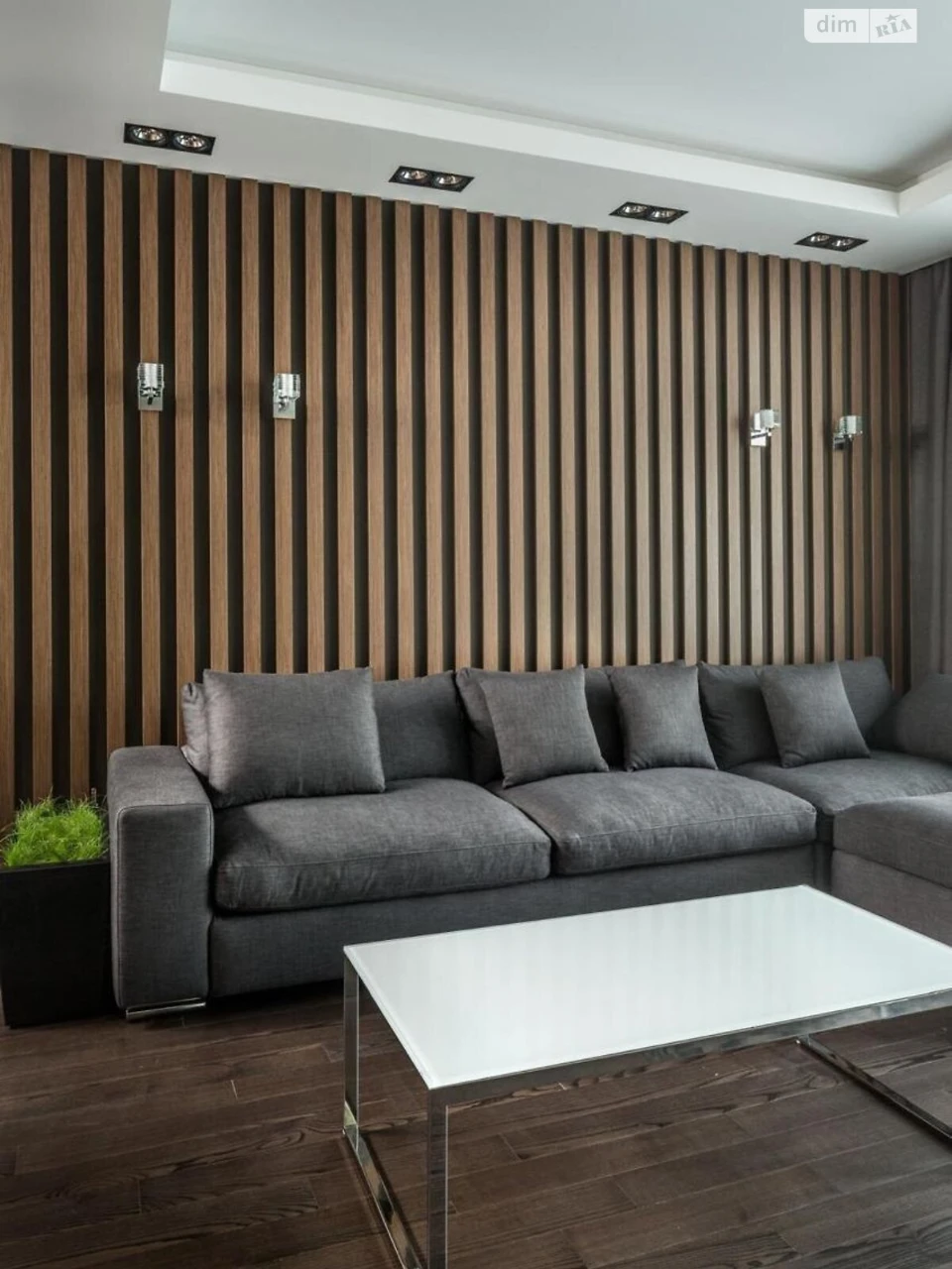 For sale Apartment Livoberezhnyy Massiv