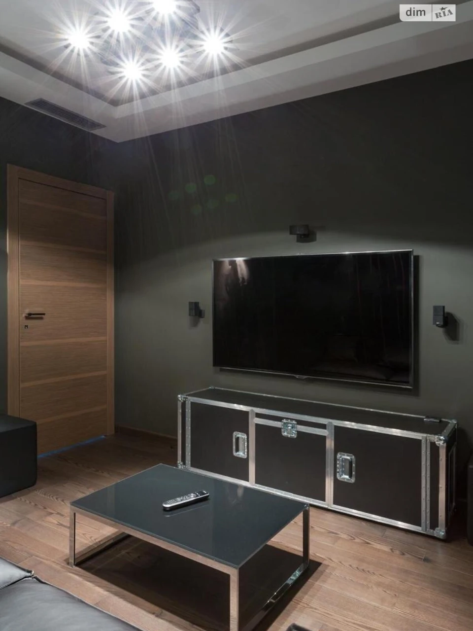 For sale Apartment Livoberezhnyy Massiv