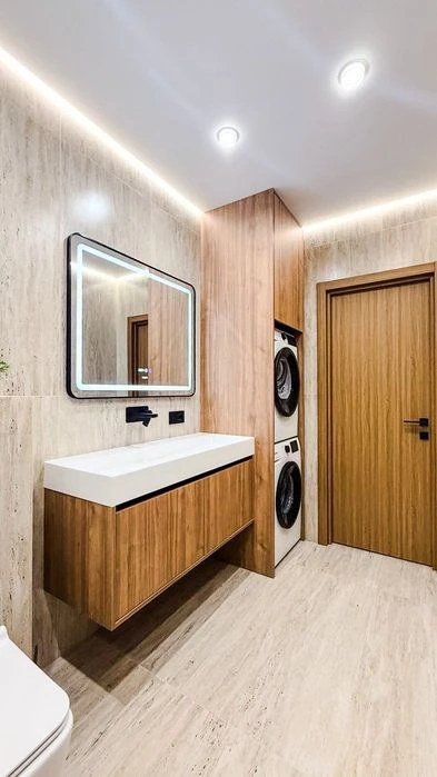 Продам сучасну 2 кім квартиру кухня -вітальня і дві житлові