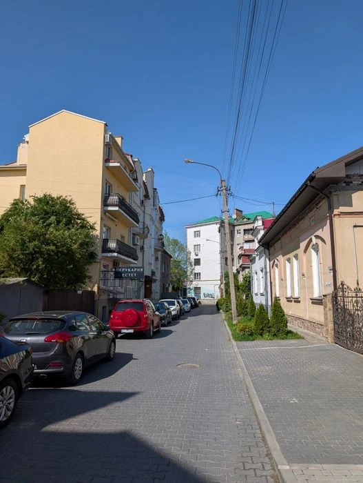 Продаж великої квартири Грюнвальська