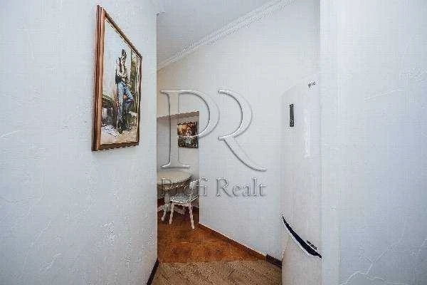 Sale of a 2-room apartment of 55 m², 8 Simona Petlyura St