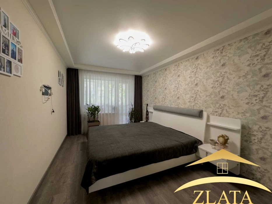 Продаж 3-к квартири вул.Шкільна