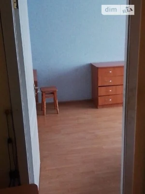 Здам в оренду кімнату на вул. Братиславська довгостроково •