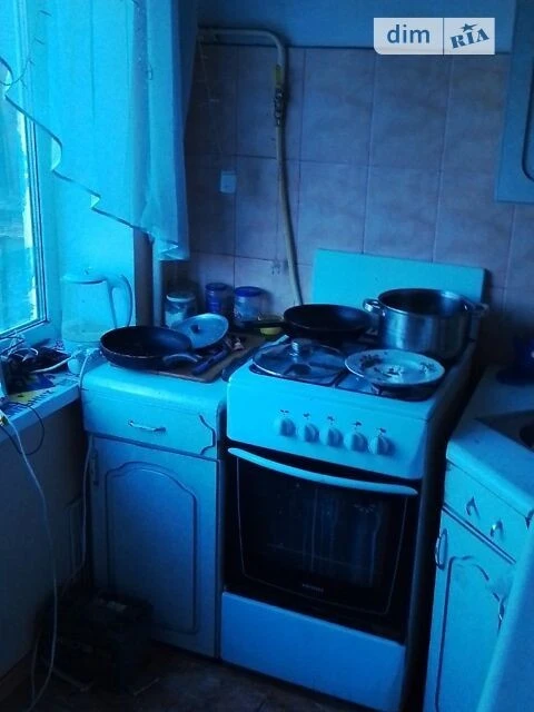 Здам в оренду кімнату на вул. Братиславська довгостроково •