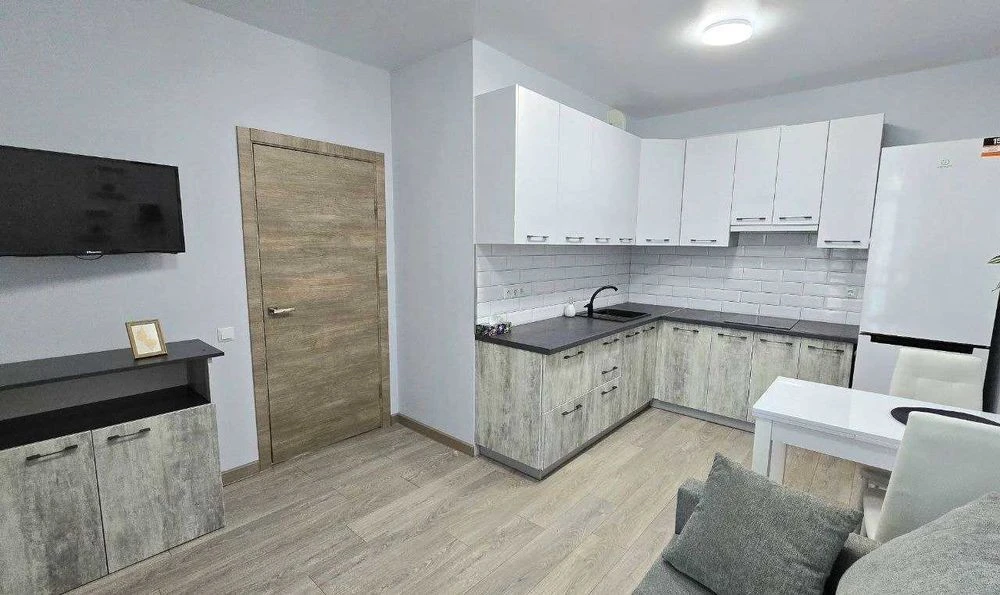 Без комісії! Продам 1к. кв/ 41м²/новий ремонт/ЖК «Місто Квіт