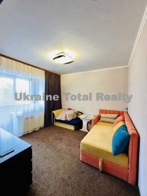 Метро Вирлиця 5хв! 3 кімнатна квартира 73м2! Вулиця Вербицьк