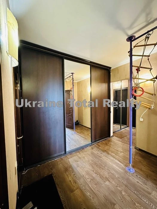 Метро Вирлиця 5хв! 3 кімнатна квартира 73м2! Вулиця Вербицьк