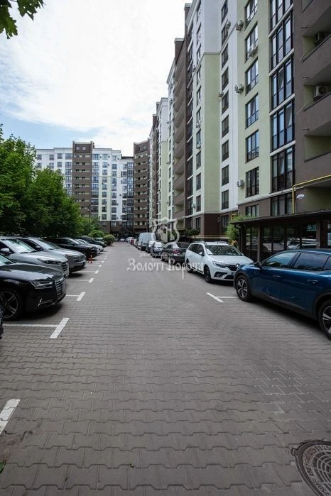 Квартира, 2к. Дизайнерський ремонт. ЖК Лісова казка. Радисті