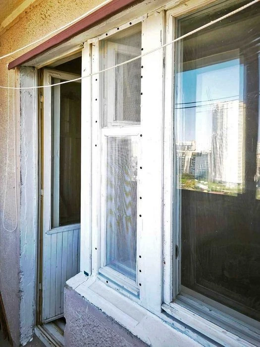 Продаж 1 кімнатної квартири на Позняках, вул. Кошиці 9