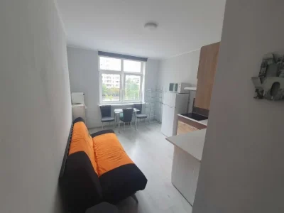 1к, Ахматової 22, метро Позняки 10хв. 41м2, генератор.