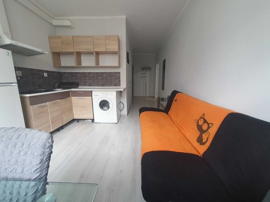 1к, Ахматової 22, метро Позняки 10хв. 41м2, генератор.