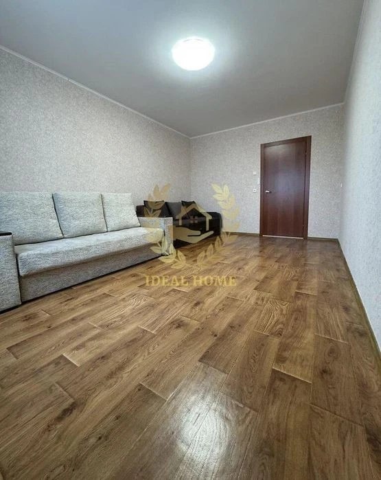 Продам двокімнатну квартиру на Миколи Закревського вул., Дес