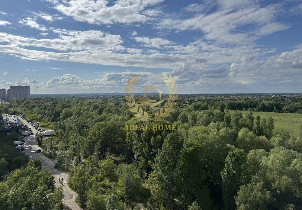 Продам двокімнатну квартиру на Миколи Закревського вул., Дес