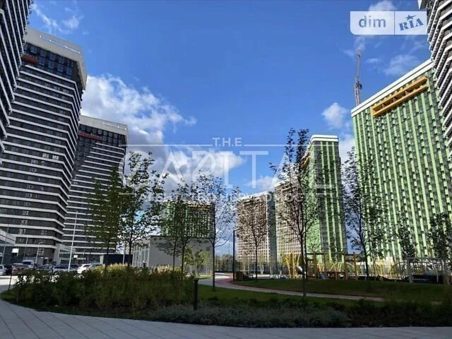 For sale 2-room apartment 82 sq. m. on Zdolbunivska Street 4 • ID 346