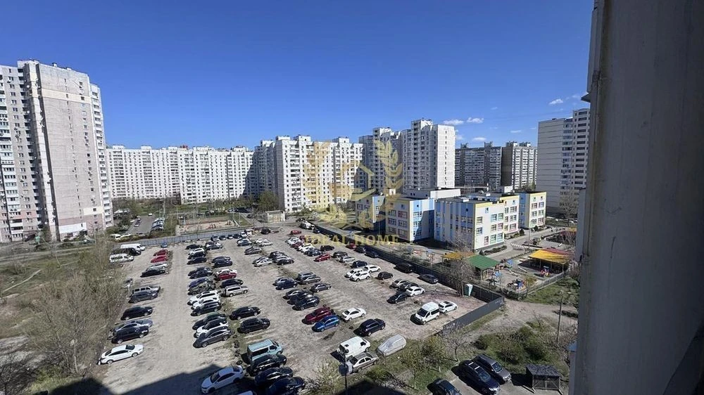 Продам 3-кімнатну квартиру по вулиці Лісківська в Деснянсько
