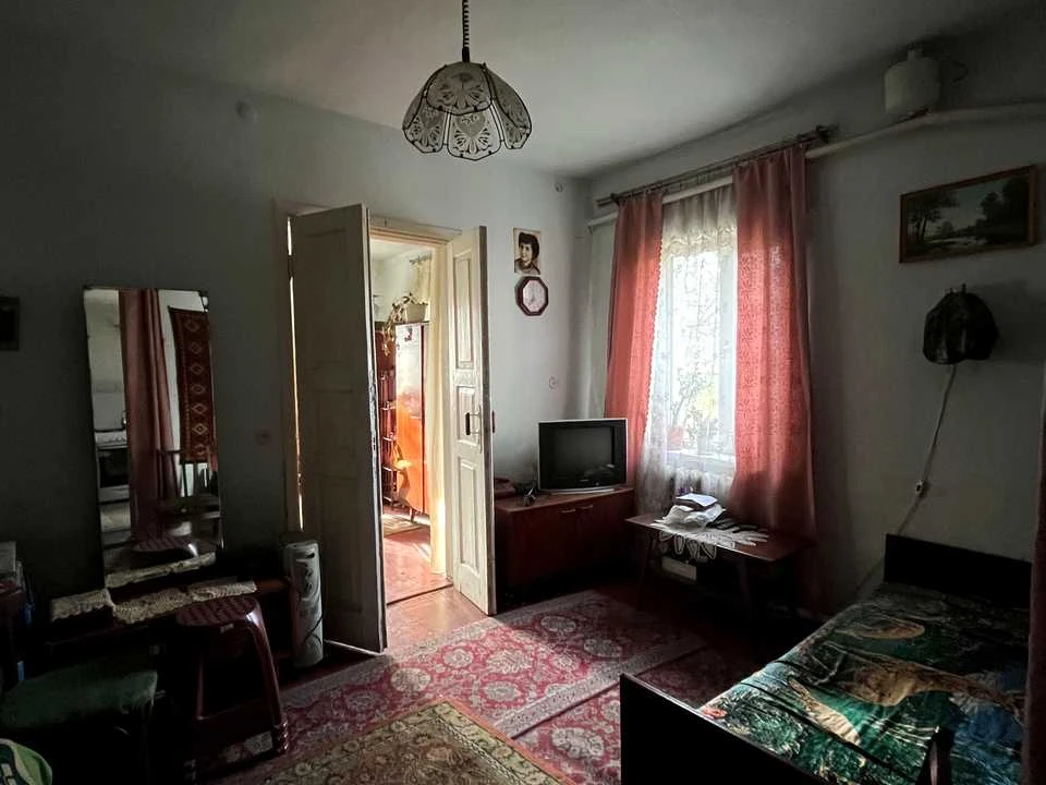 Будинок. Житомир, Незалежності просп.