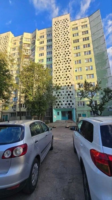 Терміново продам затишну та простору 3 кімнатну квартиру з ч