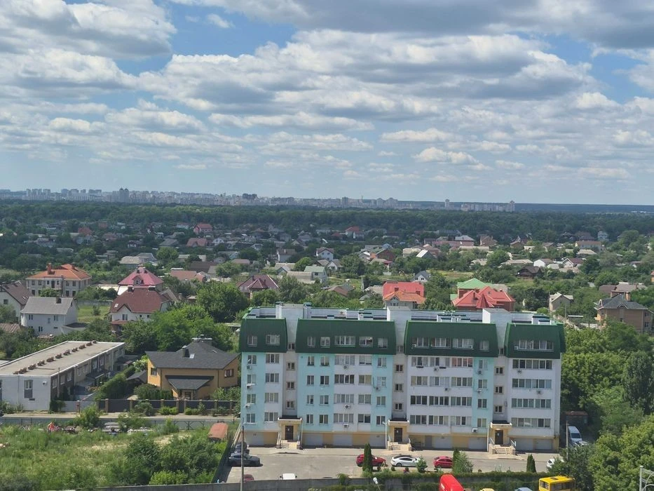 Продається 1-кім квартира вул. Рональда Рейгана, 40