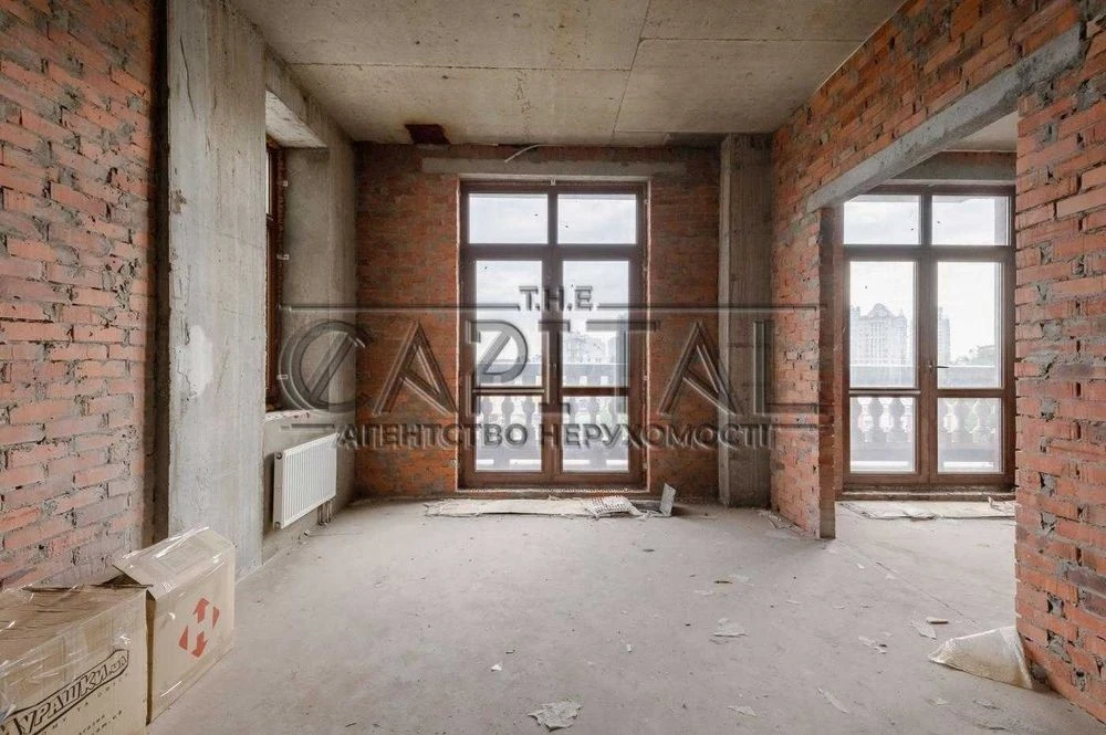 ЖК Ambassador House De Luxe-класу за адресою вул. Івана Фран