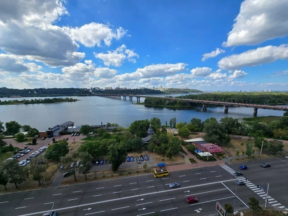 Видова квартира на Дніпро | 69 м² | 15 поверх | Дніпровська