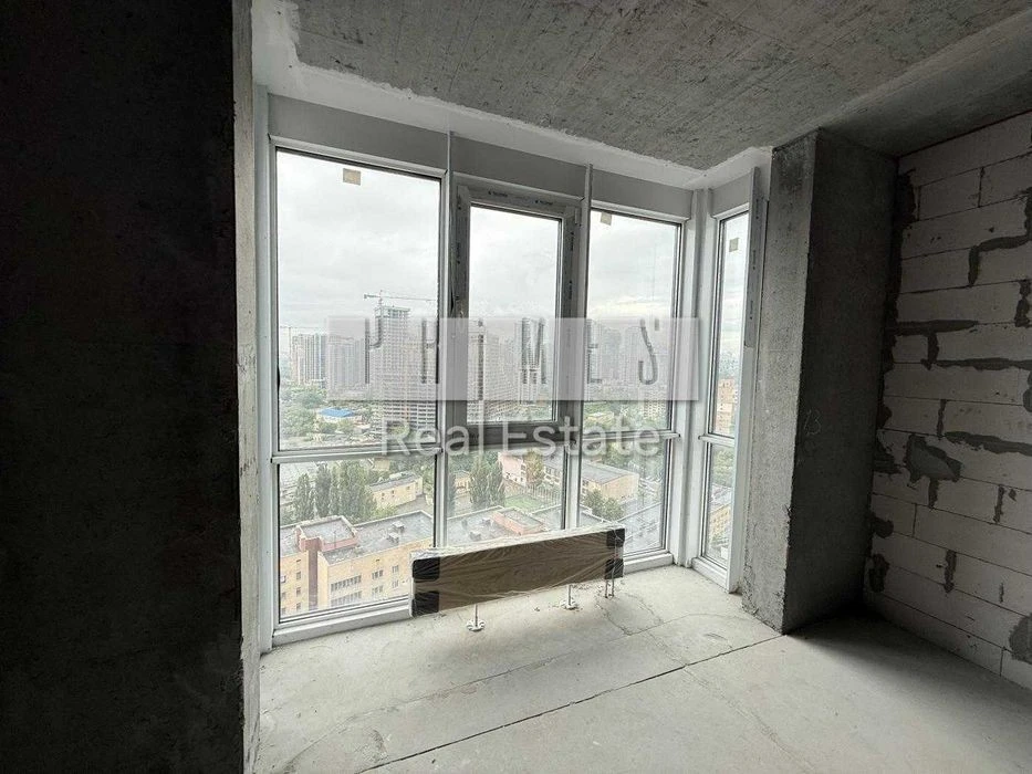 Продаж 3к квартири 103м2 без ремонта Новопечерська Вежа Бойч