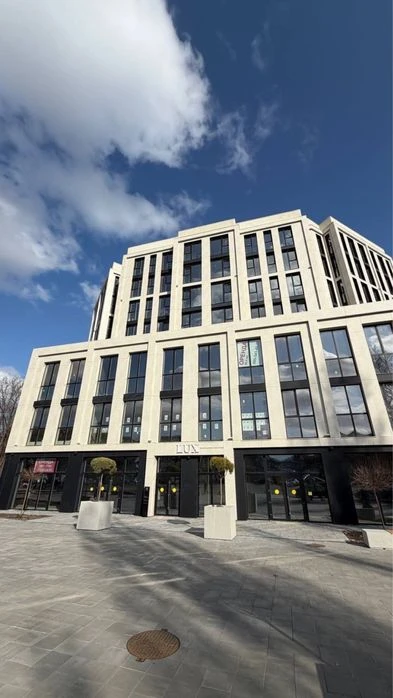 Продам гарну квартиру класу люкс в Центрі міста, без комісії