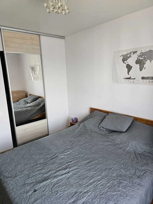 Продам 3-к квартиру (ленинградка 75 м2 ) на пр. Мира, Левобе
