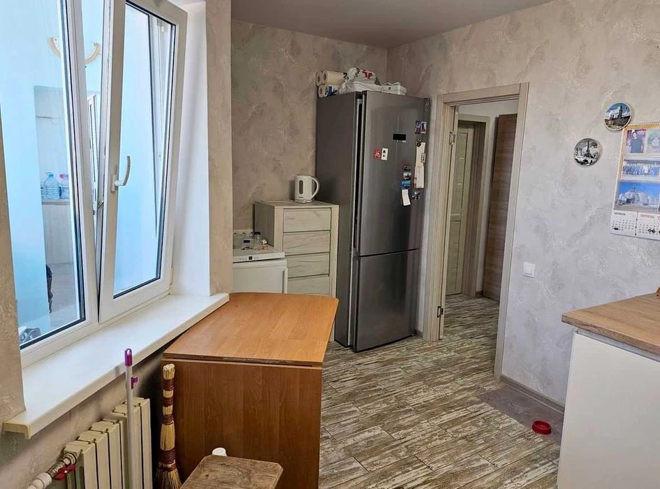 Продам 3-к квартиру (ленинградка 75 м2 ) на пр. Мира, Левобе