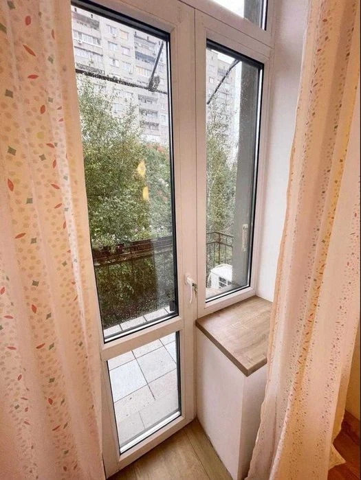 Продається 2к квартира  з ремонтом на вул. Гоголя. Центр