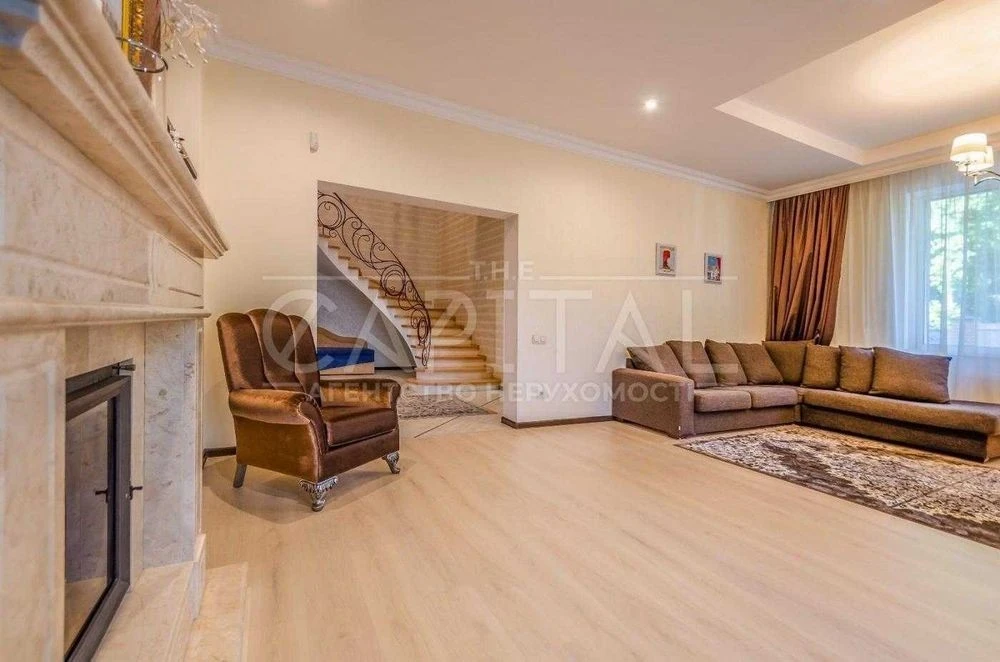 Продаж 2-поверхового будинку, загальною площею 245м2 м. Київ