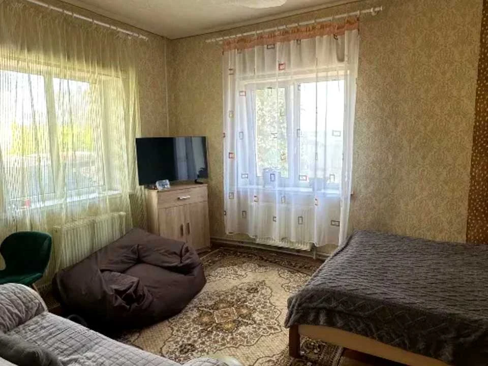 Будинок. Дніпро, Бориспільська